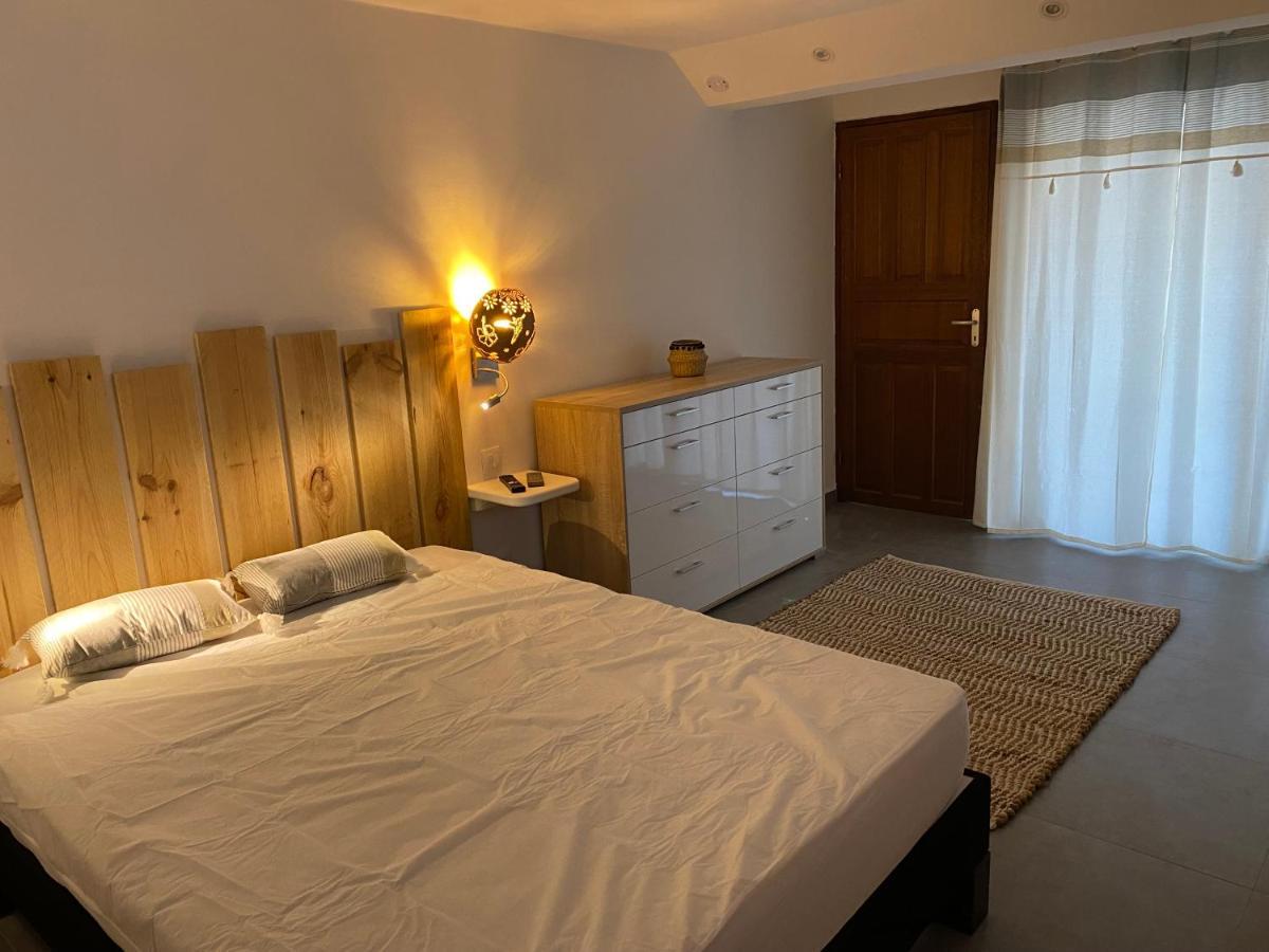 La Maison Calebasse Hotel Saint-Francois  Eksteriør billede
